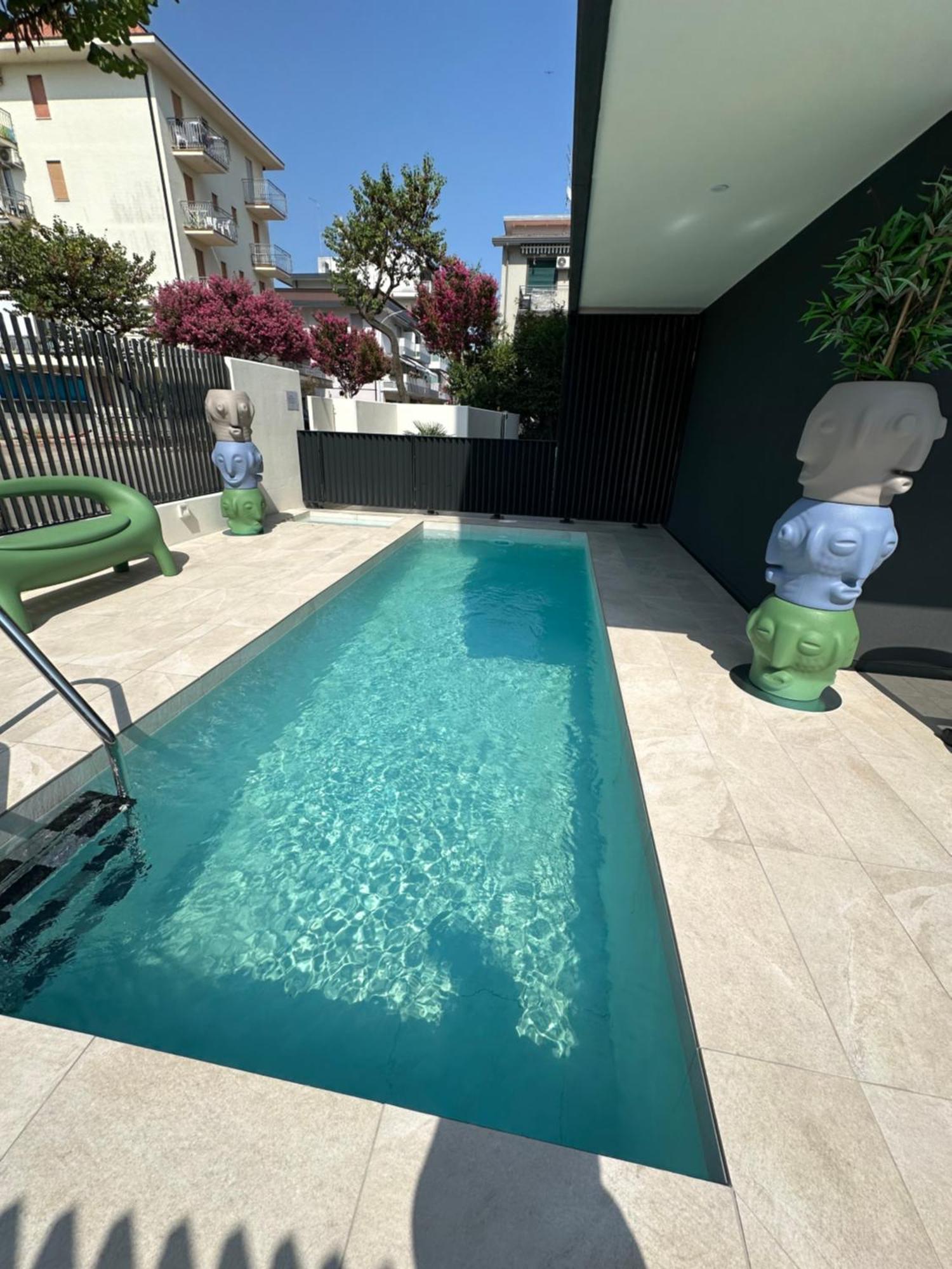 Beach Palace With Small Swimming Pool, Private Beach, Parking Lido di Jesolo Exterior foto